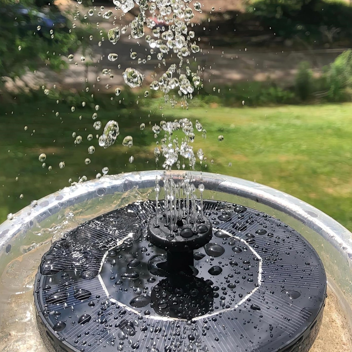 AquaSol Flow — Transforma tu piscina en un oasis sin cables ni electricidad